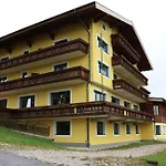 Hostel Mountain &