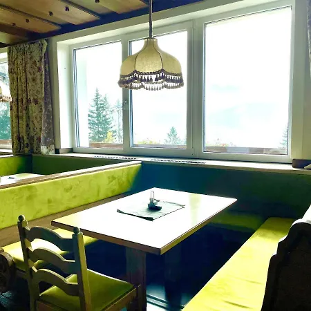 ホステル Mountain &