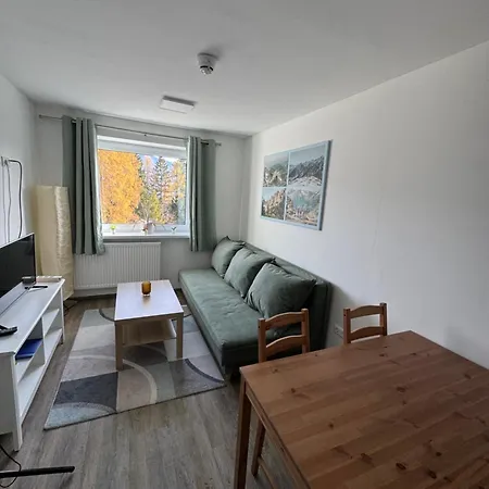 Mountain & ホステル *