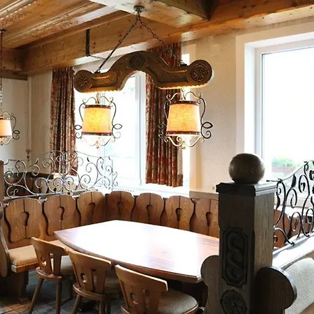 Mountain & ラムサウ・アム・ダッハシュタイン