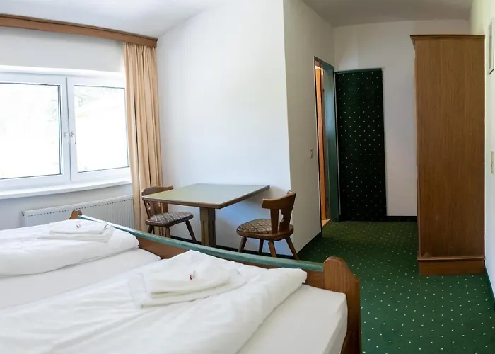 Mountain Hotel&hostel Ramsau am Dachstein