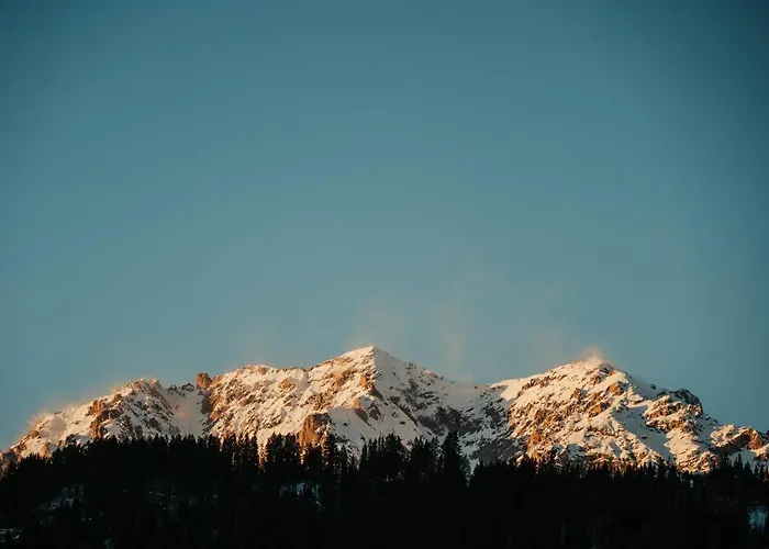 Ostello Mountain & *