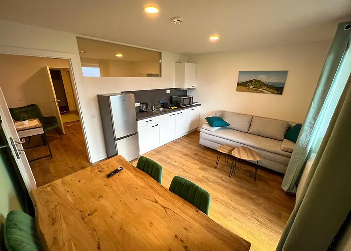 Ostello Mountain & *