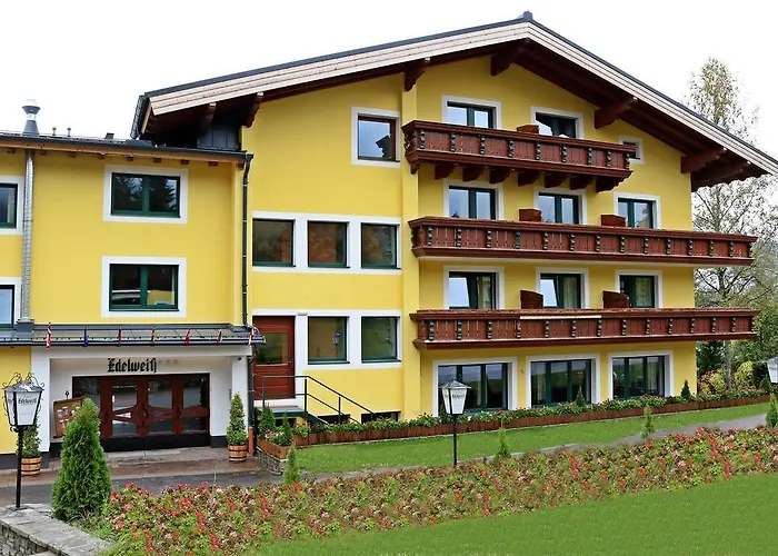 Mountain Hotel&hostel Ramsau am Dachstein