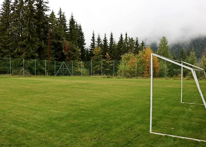 Ostello Mountain & *