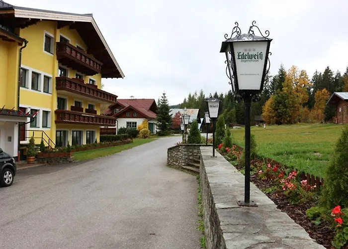 Mountain Hotel&hostel *