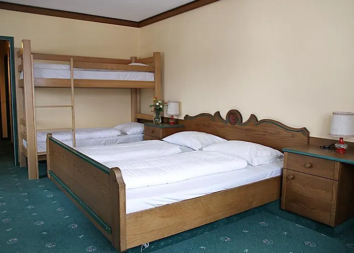 Mountain Hotel&hostel